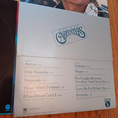 JOHN DENVER, ANNE MURRAY, CARPENTERS & COUNTRY FAVORITES ON VINYL RECORD ALBUMS