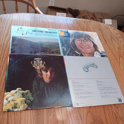 JOHN DENVER, ANNE MURRAY, CARPENTERS & COUNTRY FAVORITES ON VINYL RECORD ALBUMS