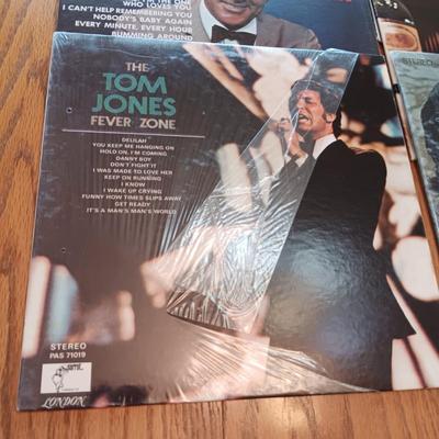 SOME GREAT VINYL RECORD ALBUMS FROM THE PAST