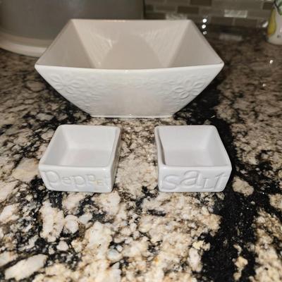 Square dishes
