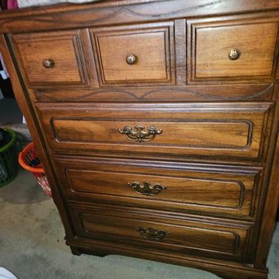 Sale Photo Thumbnail #681