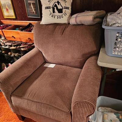 Sale Photo Thumbnail #742