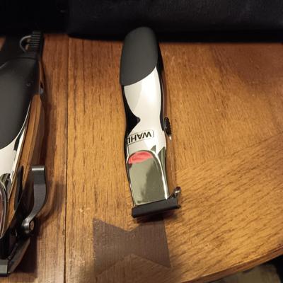 NEW WAHL HAIE CLIPPERS WITH EXTRAS