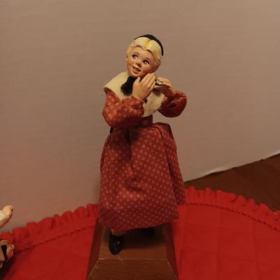 2 SIMPICH CHARACTER DOLLS