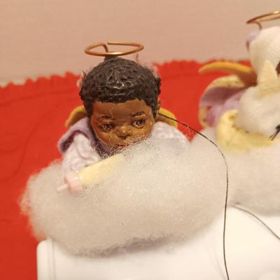 2 SIMPICH CLOUD BABIES "ANGELA AND POLLY"