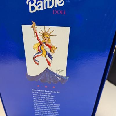 FAO Schwarz Statue Of Liberty Barbie