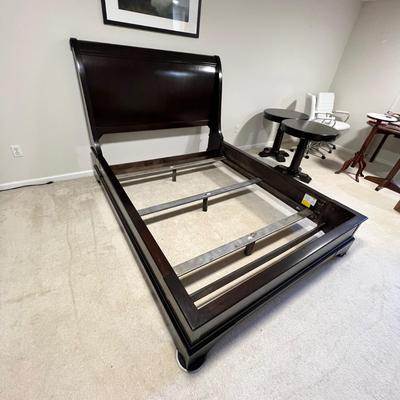 Queen Sleigh Platform Bed (BGB-RG)