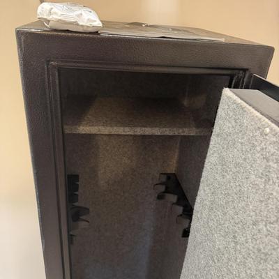 Sentry Safe Gun Safe (O-MG)