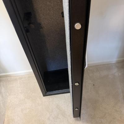Sentry Safe Gun Safe (O-MG)