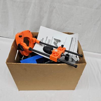 Doweling Jigs & Dowels (DG-JS)