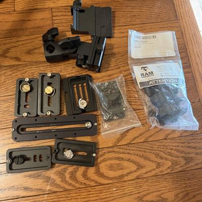 Benro, Joby & More Tripods (O-MG)