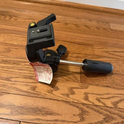 Benro, Joby & More Tripods (O-MG)