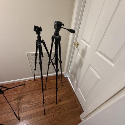 Benro, Joby & More Tripods (O-MG)