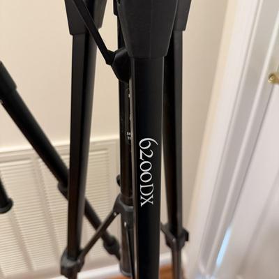 Benro, Joby & More Tripods (O-MG)
