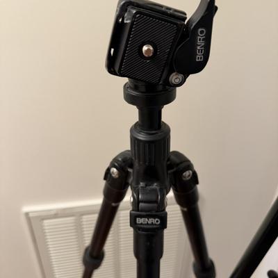 Benro, Joby & More Tripods (O-MG)