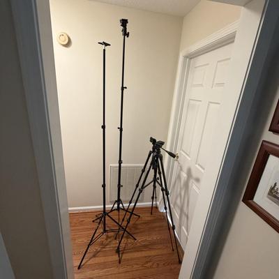 Benro, Joby & More Tripods (O-MG)
