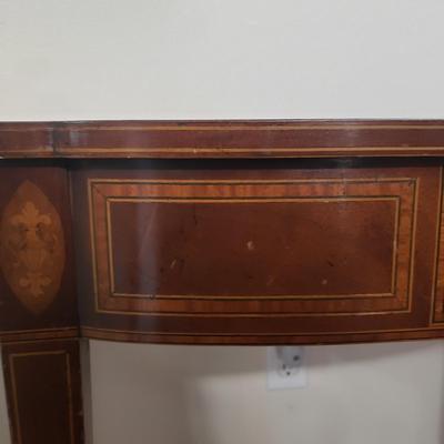 French Provincial Inlay Table (LR-KD)