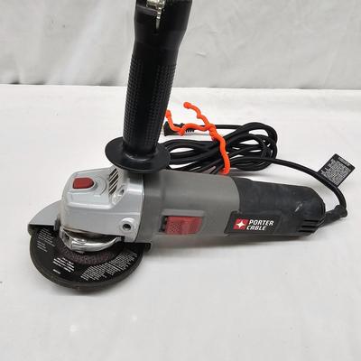 Porter Cable 4 1/2" Disc Grinder & Accessories (DG-JS)
