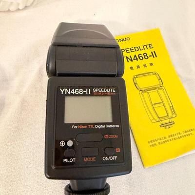 Speedlite, Spyder Lens Calibrator & More Photography Accessories (O-MG)