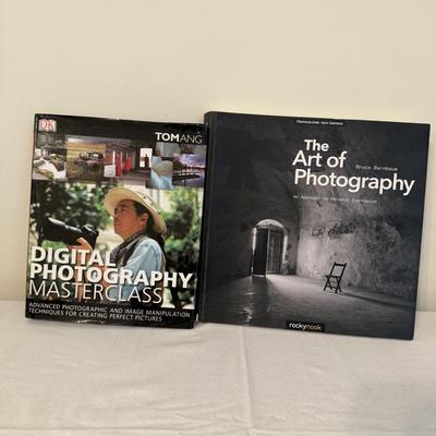 Speedlite, Spyder Lens Calibrator & More Photography Accessories (O-MG)