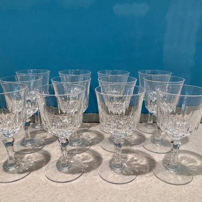 12 Small Wine Glasses