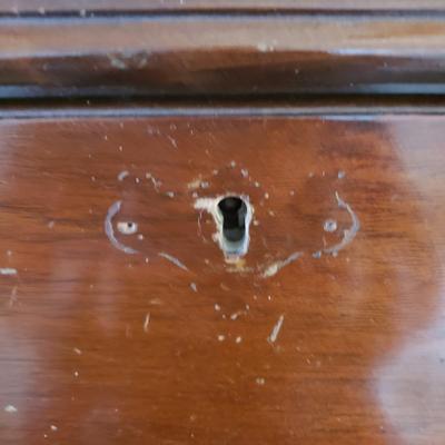 Vintage Chippendale Style Fall Front Secretary (LR-KD)