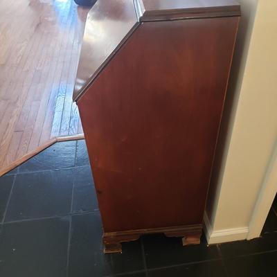 Vintage Chippendale Style Fall Front Secretary (LR-KD)