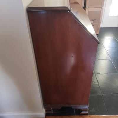 Vintage Chippendale Style Fall Front Secretary (LR-KD)