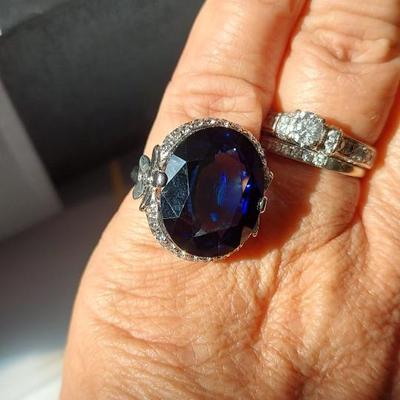 GIA CERTIFIED LAB GROWN SAPPHIRE RING