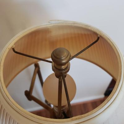 Brass Lamp W/Swing Arm (LR-KD)