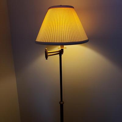 Brass Lamp W/Swing Arm (LR-KD)