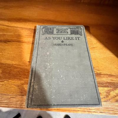 Poetry, Shakespeare and Other Classical Writings (BGB-RG)