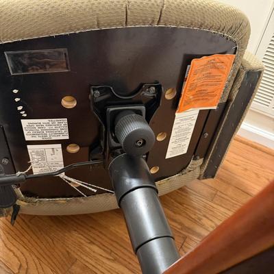 Padded & Upholstered Office Chair (O-MG)