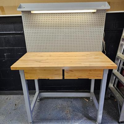 2 Drawer Lighted Workbench w/Tool Storage (DG-JS)