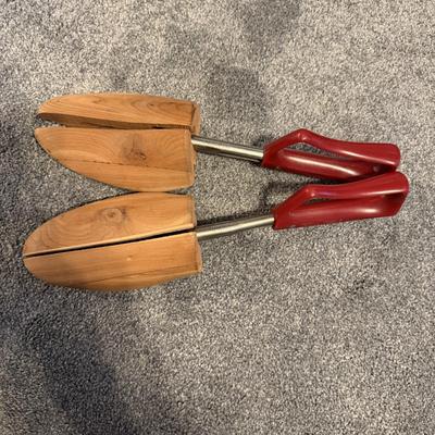 Men’s Dr. Martens, Timberland, Lands End & More Shoes Size 11-12 (GB-MG)