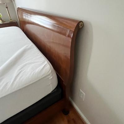 King Sleigh Bed (HB-BC)