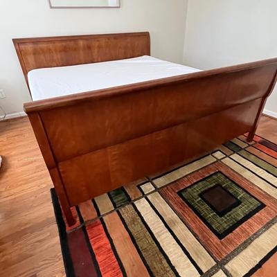 King Sleigh Bed (HB-BC)