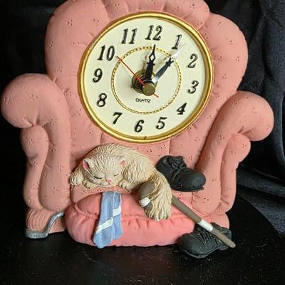 Vintage Novelty Cat Clock – Pink Armchair Quartz Timepiece with Cat, Shoes & Blanket Figurine