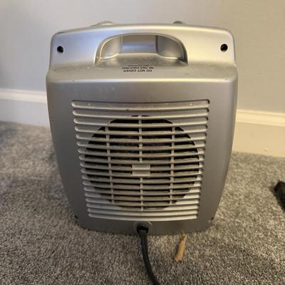 Levoit Hepa Air Purifier, Lasko Fan & Three Heaters (GB-MG)