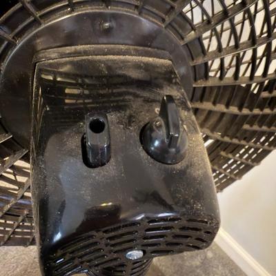 Levoit Hepa Air Purifier, Lasko Fan & Three Heaters (GB-MG)