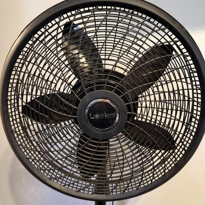 Levoit Hepa Air Purifier, Lasko Fan & Three Heaters (GB-MG)