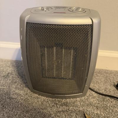 Levoit Hepa Air Purifier, Lasko Fan & Three Heaters (GB-MG)