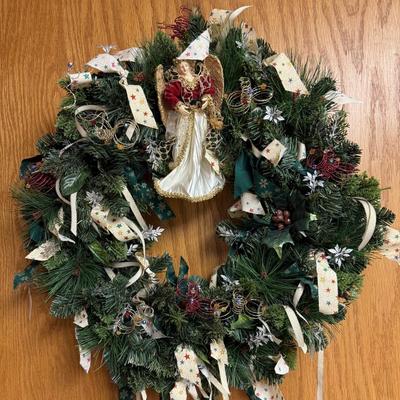 Christmas Wreath, Wooden Santas