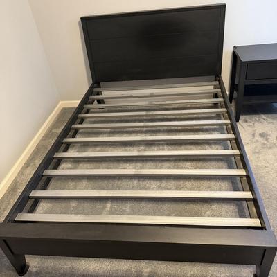 Wood Castle Night Stand & Full Size Bed Frame (GB-MG)