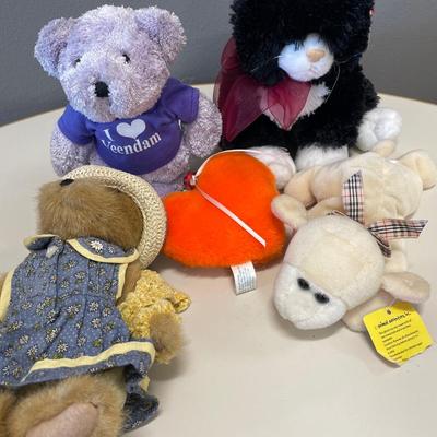 Misc stuffed animals