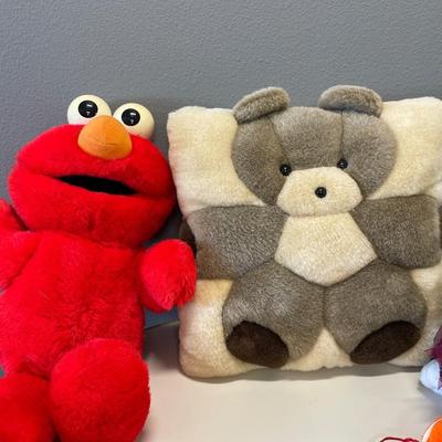 Misc stuffed animals