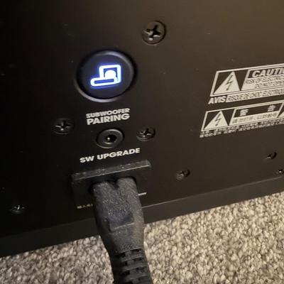 Toshiba 40” TV with JBL Subwoofer & Soundbar (GB-MG)