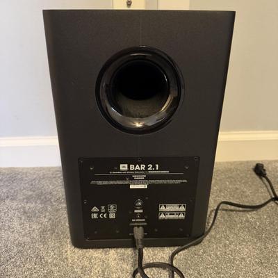 Toshiba 40” TV with JBL Subwoofer & Soundbar (GB-MG)