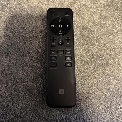 Toshiba 40” TV with JBL Subwoofer & Soundbar (GB-MG)