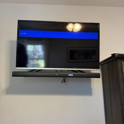 Toshiba 40” TV with JBL Subwoofer & Soundbar (GB-MG)
